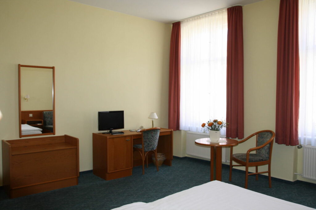 Zimmer Pension & Café Huth in Neuruppin Zimmer Pension & Café Huth in Neuruppin